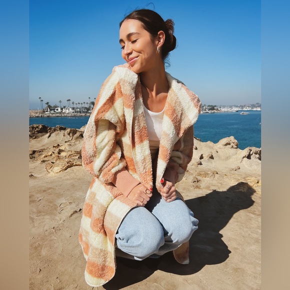 striped faux fur jacket - Picture 6 of 7